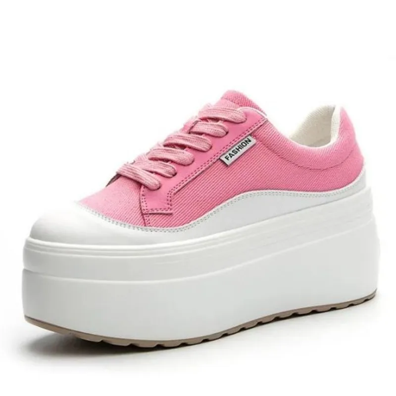 Guipure Lace Panel - Chaussures à plateforme compensées en cuir